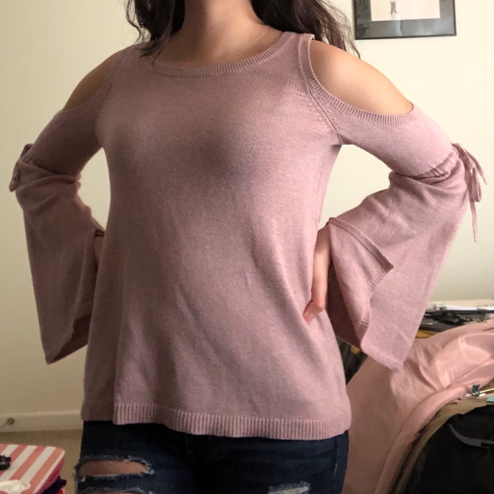 American Eagle Bell Sleeved Open Shoulder Sweater